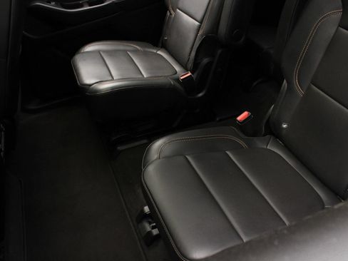Used 2019 Chevrolet Traverse RS AWD/4WD image 19