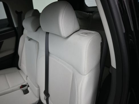 Used 2024 Hyundai Santa Fe SE FWD image 28