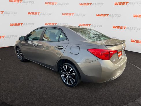 Used 2017 Toyota Corolla SE image 3
