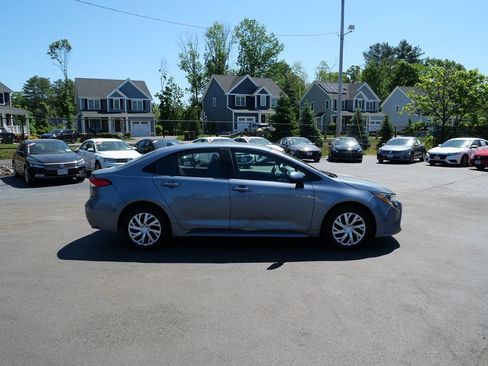 Used 2022 Toyota Corolla LE FWD image 8