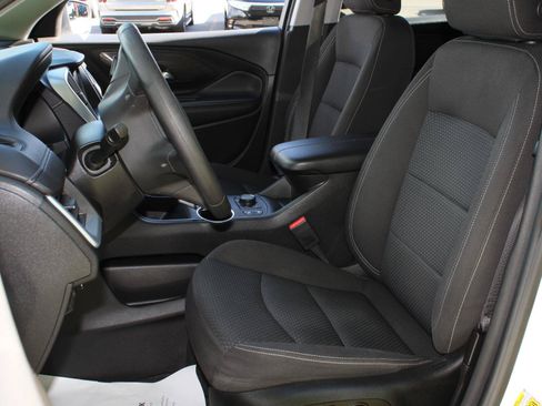 Used 2022 GMC Terrain SLE w/ GMC Pro Grade Package AWD/4WD image 18
