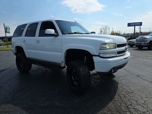 Used 2004 Chevrolet Tahoe Z71 w/ Z71 Preferred Equipment Group AWD/4WD image 10
