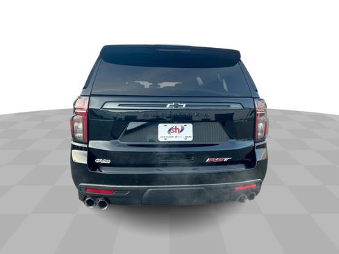 Certified 2022 Chevrolet Suburban RST w/ Sport Performance Package image 8