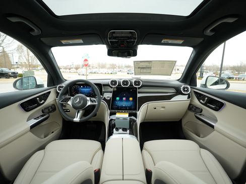 New 2026 Mercedes-Benz GLC 300 4MATIC image 19