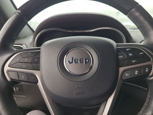 Used 2020 Jeep Grand Cherokee Overland image 23