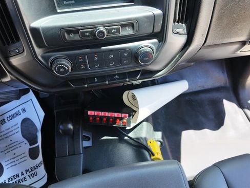 Used 2018 Chevrolet Silverado 3500 W/T image 8