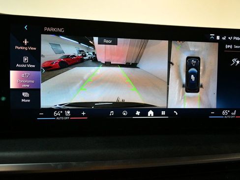 Used 2025 BMW X5 xDrive40i w/ Executive Package image 71