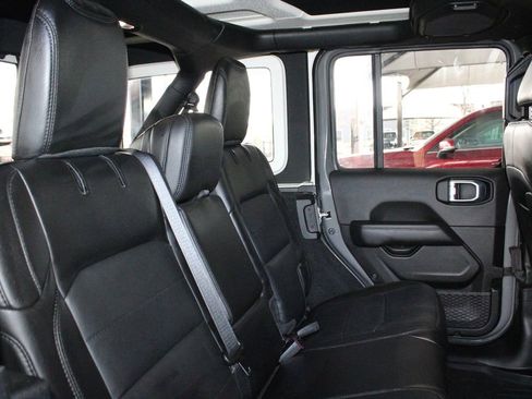Used 2022 Jeep Wrangler Unlimited Sahara AWD/4WD image 48