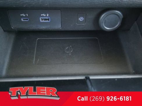 Used 2024 Mitsubishi Outlander SE AWD/4WD image 33