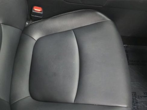 Certified 2023 Toyota RAV4 XLE Premium AWD/4WD image 7