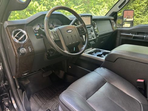 Used 2016 Ford F350 Platinum w/ FX4 Off-Road Package AWD/4WD image 13