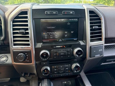 Used 2015 Ford F150 Platinum w/ Equipment Group 701A Luxury AWD/4WD image 11