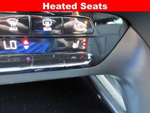 Certified 2023 Buick Envision Preferred FWD image 17