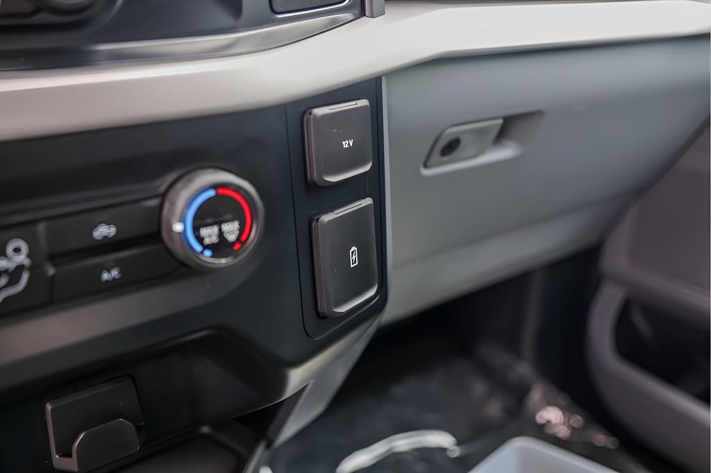 Used 2023 Ford F150 XLT AWD/4WD image 23