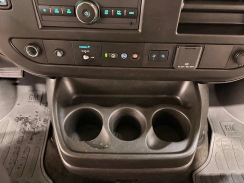 Used 2024 Chevrolet Express 3500 LT w/ LT Preferred Equipment Group RWD image 22