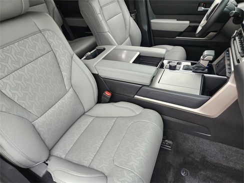 Used 2024 Toyota Sequoia Limited image 10