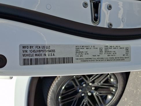 New 2026 Jeep Grand Wagoneer Limited AWD/4WD image 18