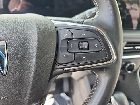 Used 2024 Buick Encore GX Preferred FWD image 17