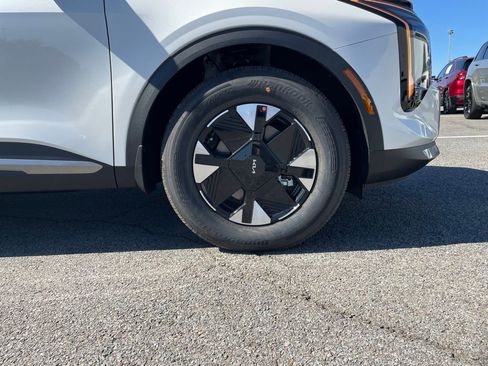 New 2026 Kia Sportage LX image 30