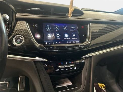 Used 2021 Cadillac XT6 Sport AWD/4WD image 5