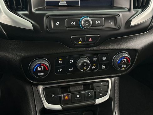 Used 2023 GMC Terrain SLE w/ Driver Convenience Package image 20