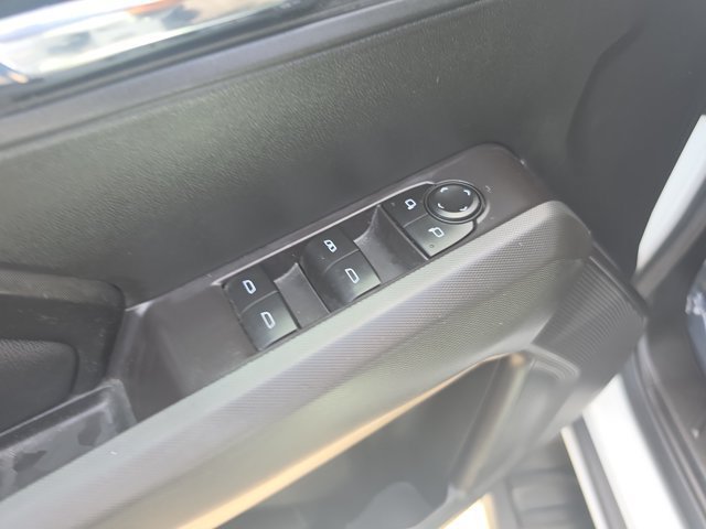 Used 2023 Chevrolet Colorado LT w/ LT Convenience Package RWD image 15