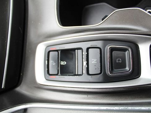 Used 2019 Honda Accord EX image 21