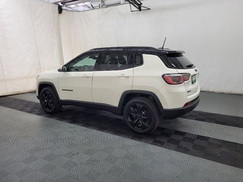 Used 2019 Jeep Compass Altitude image 3