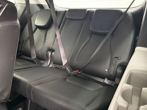 Used 2024 Kia Carnival SX image 16