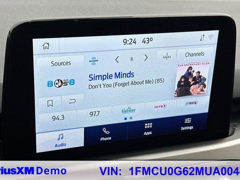 Used 2021 Ford Escape SE image 22