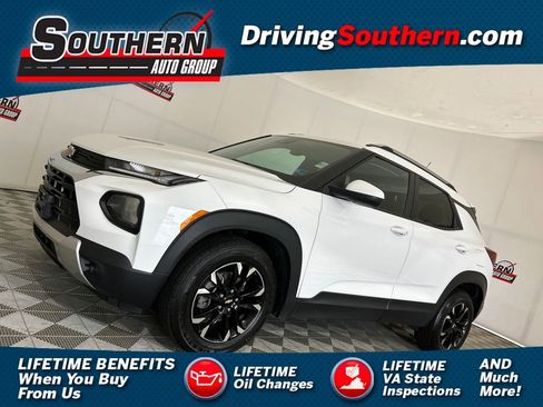 Used 2023 Chevrolet TrailBlazer LT w/ Convenience Package FWD image 1