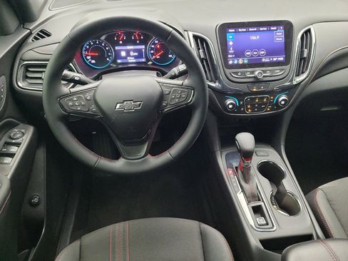 Used 2024 Chevrolet Equinox RS FWD image 22