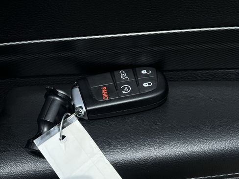Used 2021 Dodge Durango GT AWD/4WD image 40