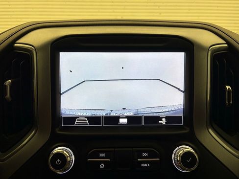 Used 2020 GMC Sierra 1500 SLT AWD/4WD image 14