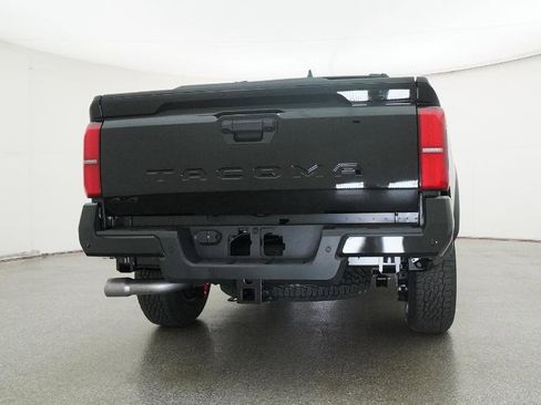 New 2026 Toyota Tacoma TRD Off-Road image 3