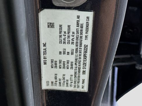 Used 2023 Tesla Model 3 Standard Range RWD image 12