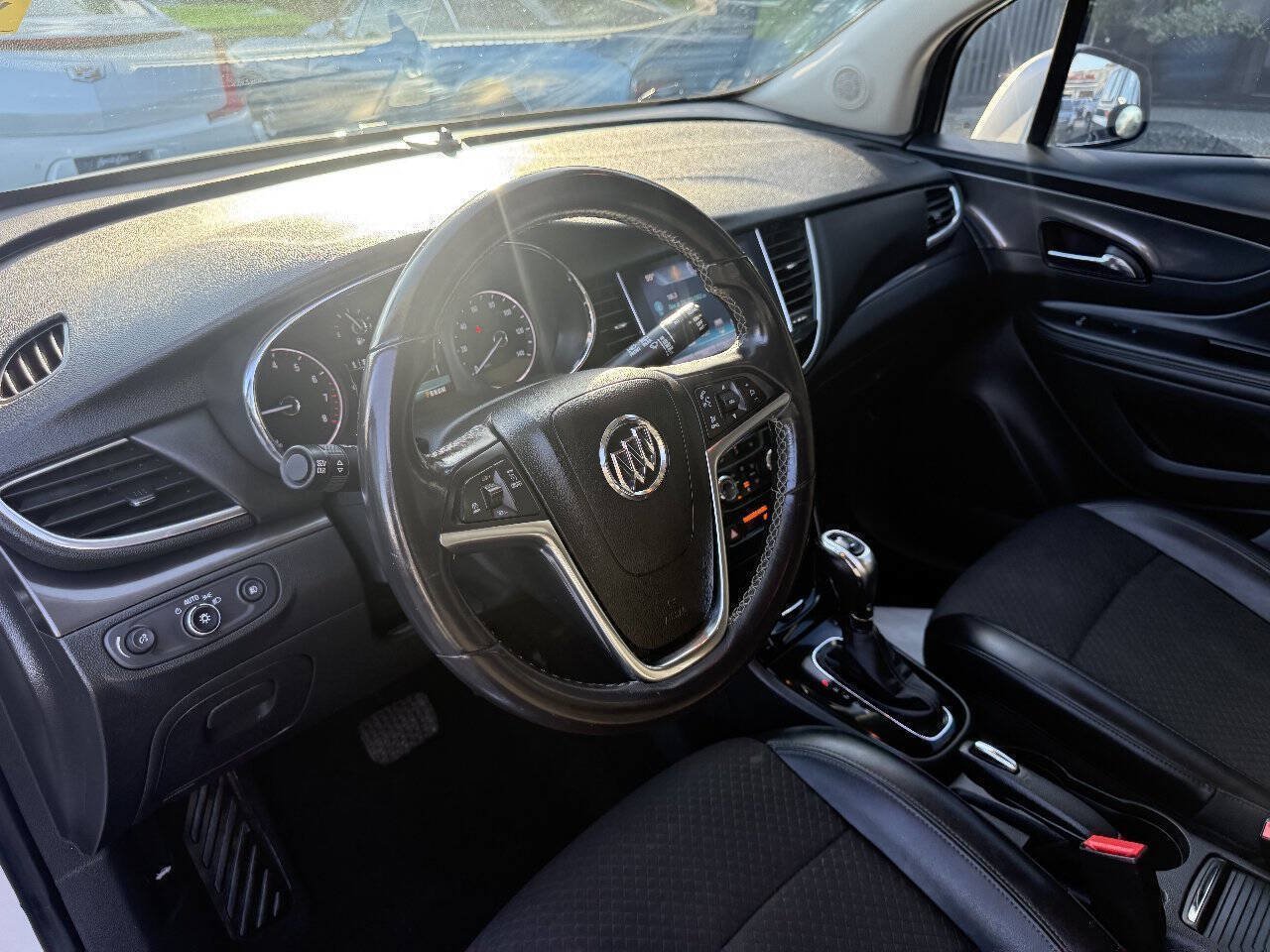 Used 2018 Buick Encore Sport Touring FWD image 14
