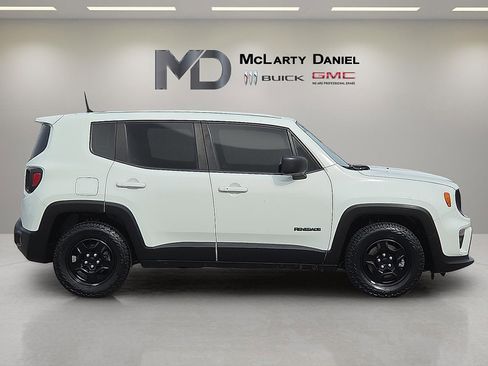 Used 2020 Jeep Renegade Sport image 6