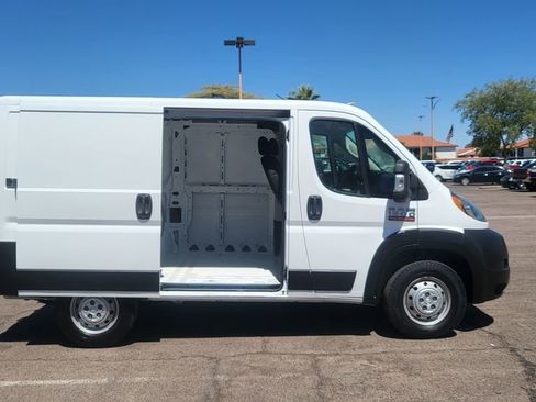 Used 2022 RAM ProMaster 1500 w/ Safety Group FWD image 18
