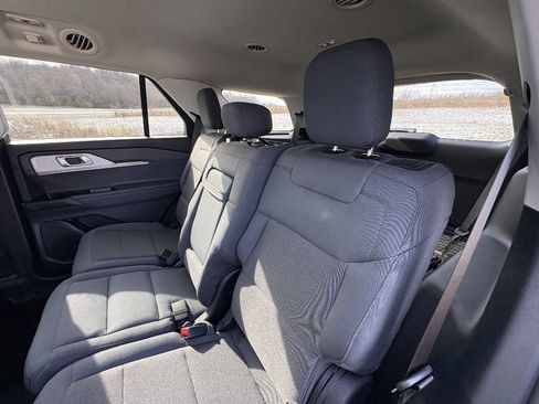 Used 2025 Ford Explorer Active image 20