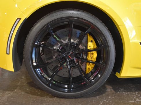 Used 2017 Chevrolet Corvette Grand Sport w/ Z07 Performance Package RWD image 51