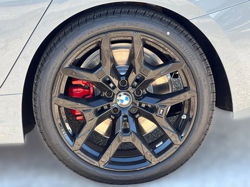 Used 2026 BMW 330i Sedan w/ M Sport Package RWD image 11