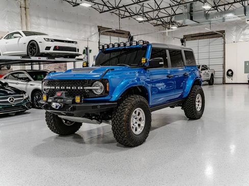 Used 2022 Ford Bronco Wildtrak AWD/4WD image 2