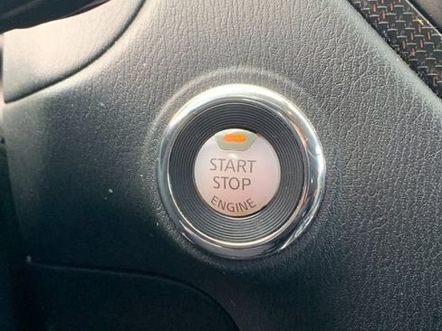 Used 2020 Nissan Pathfinder SL image 25