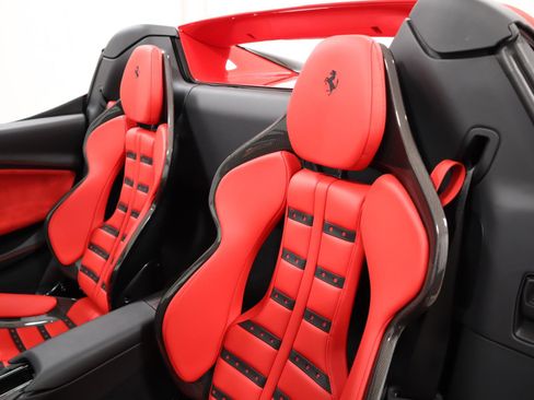 Used 2025 Ferrari 296 GTS image 17