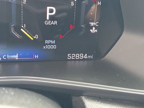 Used 2024 Chevrolet Colorado Trail Boss w/ Advanced Trailering Package image 26