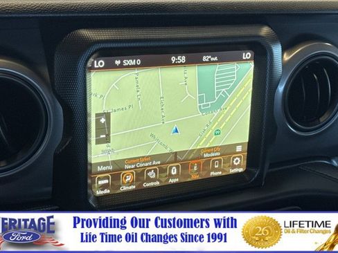 Used 2022 Jeep Gladiator Sport AWD/4WD image 18