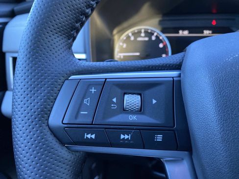 New 2026 Mitsubishi Outlander SE image 16