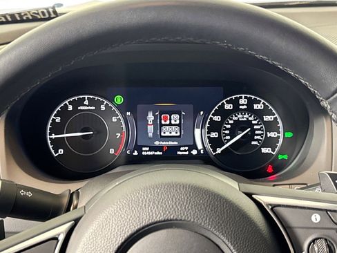 Used 2024 Acura RDX SH-AWD w/ Technology Package image 12