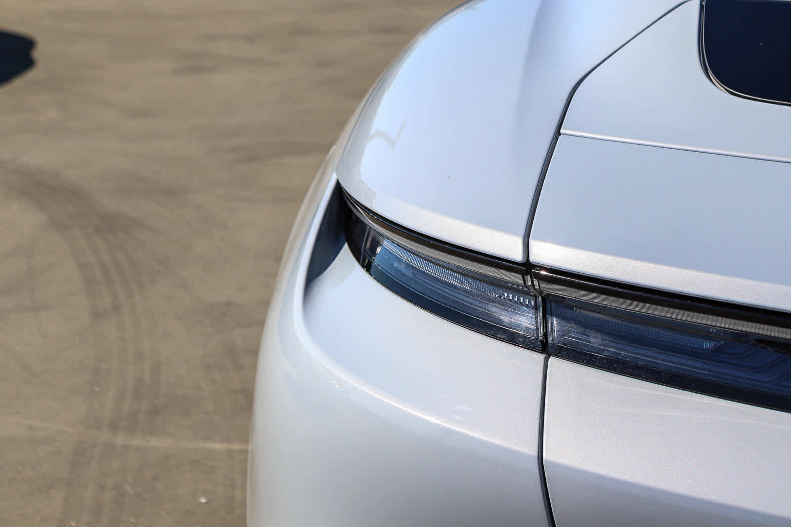 Used 2025 Porsche Taycan RWD image 13